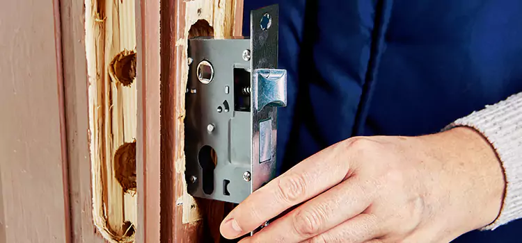 Garage Door Lock Replacement Chantilly