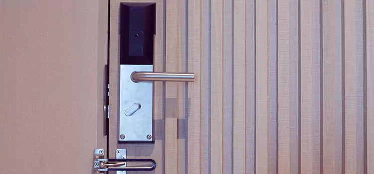 Installing a Maglock Chantilly